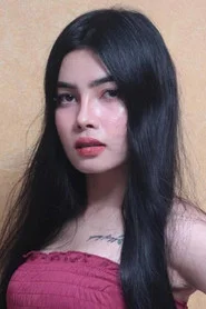Photo of Roxy Dejano as Nina