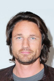 Photo of Martin Henderson as Harold Jensen