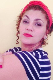 Photo of Antoniela Lourenço as Débora