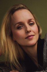 Photo of Georgina Beedle as Mykaela Pierce