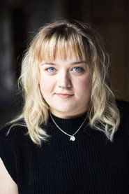 Photo of Evie Jones as Lizzie