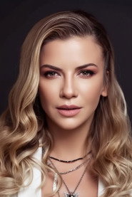 Photo of Ivana Sert as Vahşi Cazibe