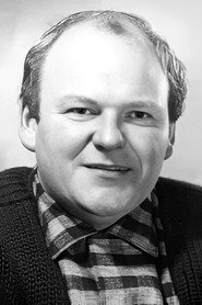 Photo of Roy Kinnear as Lucky Dave