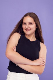 Photo of Keira Zanapallis as Ellie
