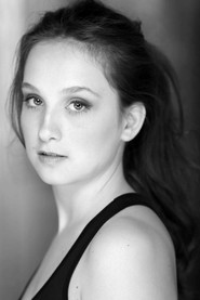 Photo of Isabella Caley as Lauren