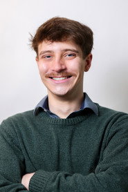Photo of Carson Sanders as Professor Glubbins