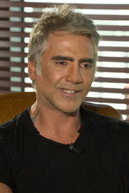 Photo of Alejandro Fernández as Rafael Cortéz
