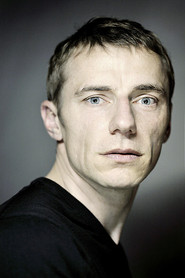 Photo of Laurent Cyr as policier