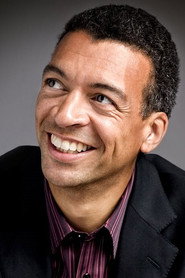 Photo of Roderick Williams as Papageno