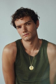 Photo of Arnau Márquez as Àlex