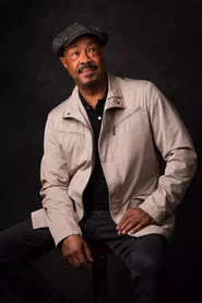 Photo of Earl Falconer as Bajista
