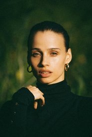 Photo of Mette Linturi as Julia