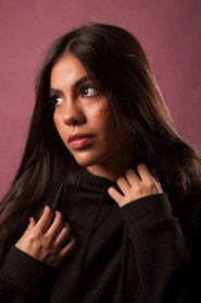Photo of Valen Eslava as La niña