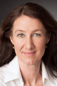 Photo of Maude Davey as Polly