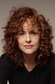 Photo of Paula Barreto as Gabriela