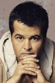 Photo of Ferda Anıl Yarkın as Şoför