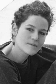 Photo of Clara Lama-Schmit as Lola