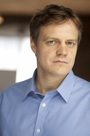 Photo of Jonathan Eliot as Martin Gare