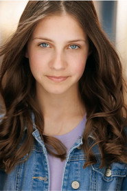 Photo of Emma Henderson as Zoey