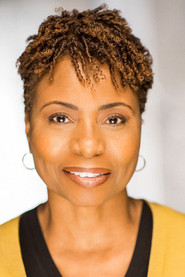 Photo of Taylar Fondren as Janice