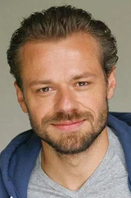 Photo of Sven Waasner as Kai Feldmann