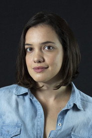 Photo of Brenda Diniz as Alice's Mom