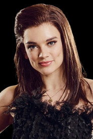 Photo of Katie Tonkinson as Raven
