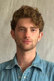 Photo of Louis Vaughan as Antonie