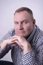 Photo of Guy Robbins as Lyndon