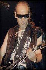 Photo of Pepe Risi as guitarra y voz