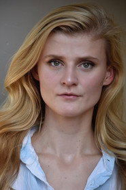 Photo of Ellie Duebner as Johanna