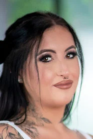 Photo of Eva Rose