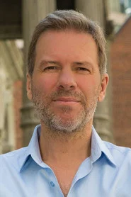 Photo of Paul Sarrasin as Patate-à-poil / Patate-à-plume / Patate-à-noix