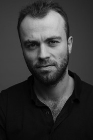 Photo of Cédric Auffret as Le serveur