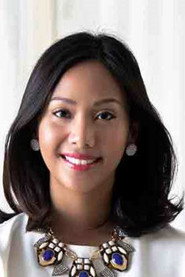 Photo of Tengku Azura as Mek Yah