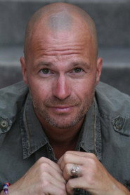 Photo of Cyrille Mansuy as Alejandro DePont
