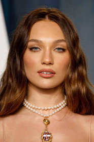 Photo of Maddie Ziegler as Camille Le Haut (voice)