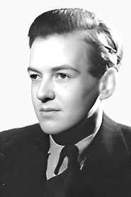 Photo of Geoffrey Hibbert as Max Perrin