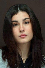Photo of Luth Inat as Isabel