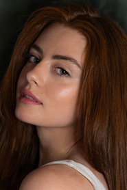 Photo of Courtney D'Angelo as Tara