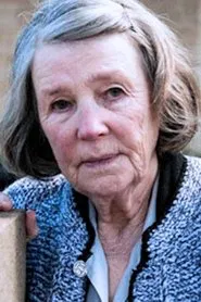 Photo of Barbara West as Gracie Roach