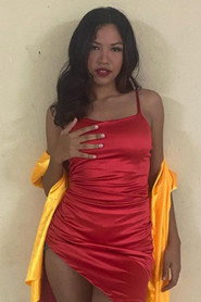 Photo of Anne Oliveira as Maria