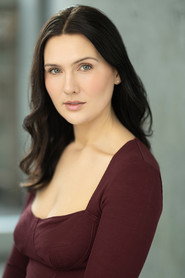 Photo of Bethany Vale as Evelyn