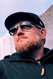 Photo of Simon Buckmaster as Self