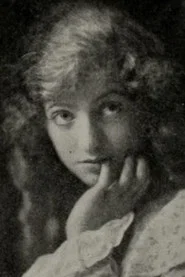 Photo of Lillian Hamilton as Pearline