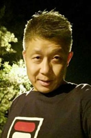 Photo of 卢壬子 as 中年老板