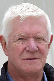 Photo of Leslie Woodhead as Narrator (voice)
