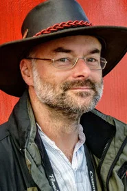 Photo of Raymond Lesley as 'Cameraman'
