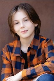 Photo of Logan Pierce as Teen Darren