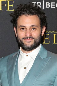 Photo of Arian Moayed as Agent Cleary